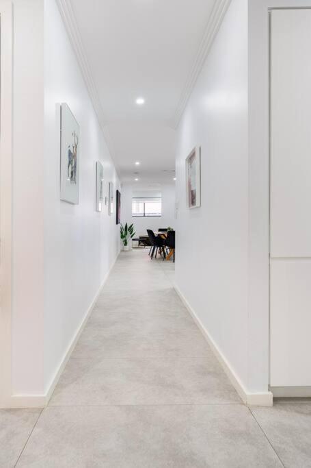 Neat 4 Bedroom In Catherine Fields Narellan Ngoại thất bức ảnh