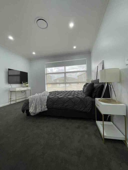 Neat 4 Bedroom In Catherine Fields Narellan Ngoại thất bức ảnh