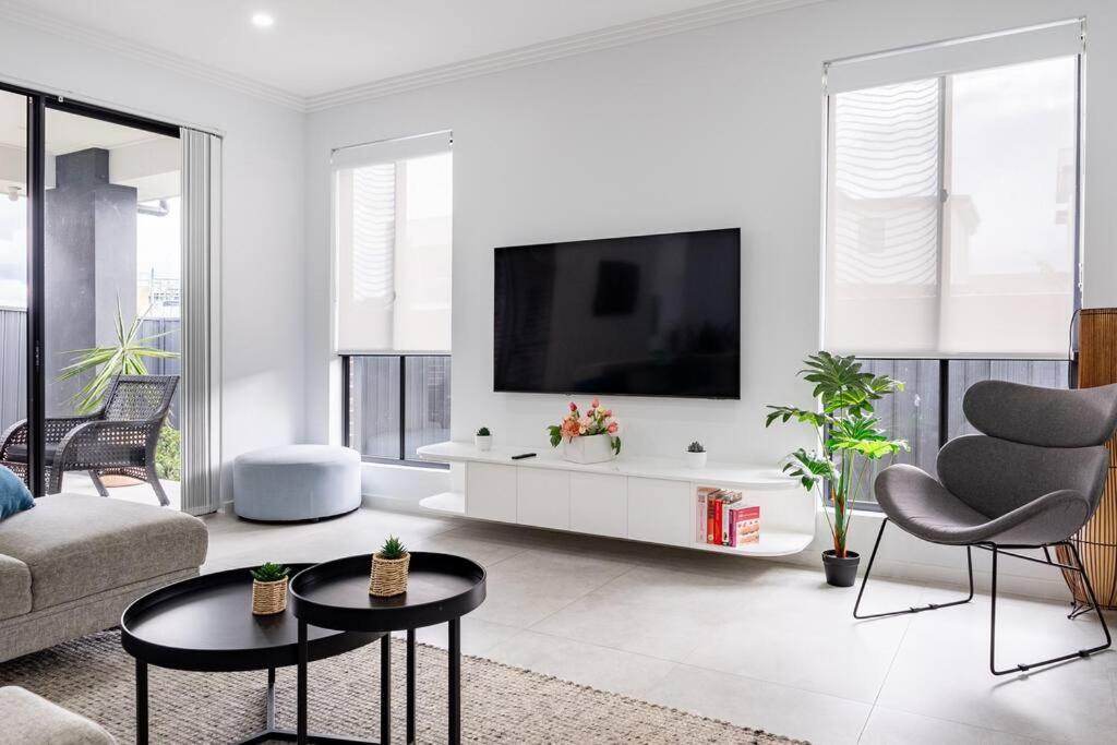 Neat 4 Bedroom In Catherine Fields Narellan Ngoại thất bức ảnh